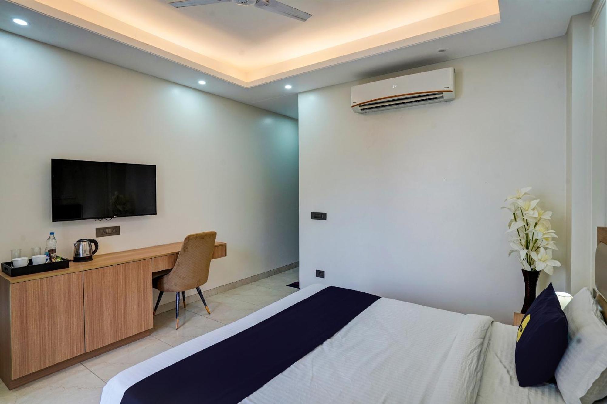 Hotel O Parkinn Gurgaon Buitenkant foto