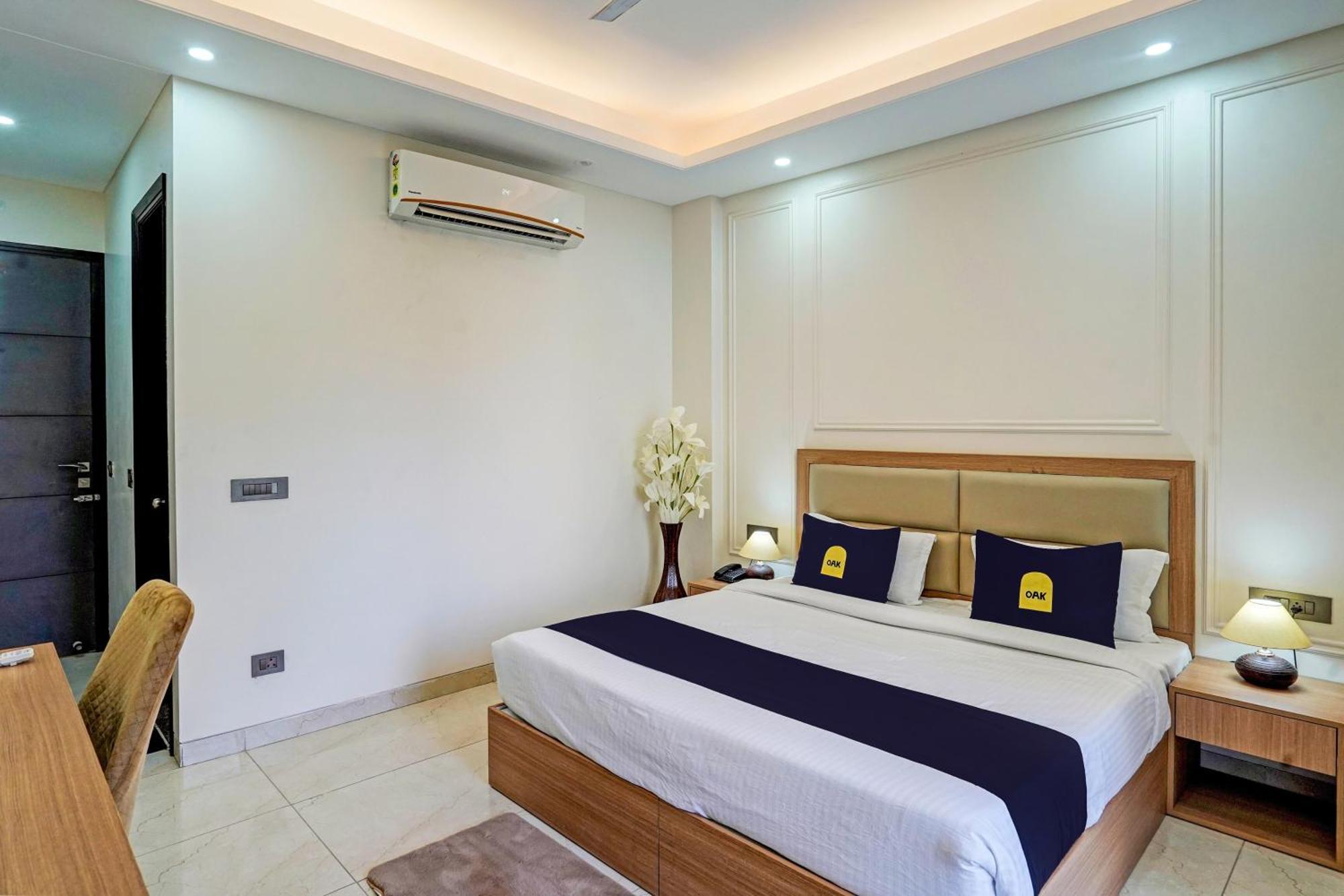 Hotel O Parkinn Gurgaon Buitenkant foto