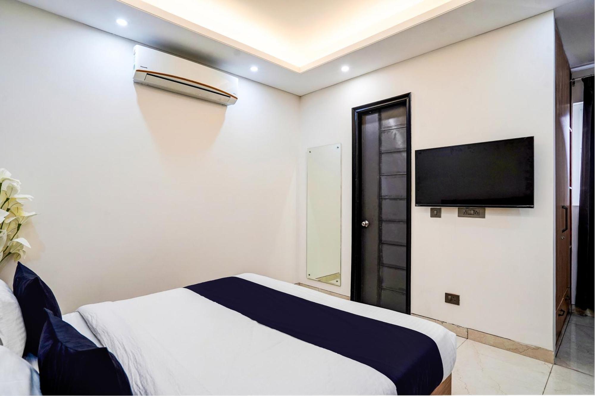 Hotel O Parkinn Gurgaon Buitenkant foto